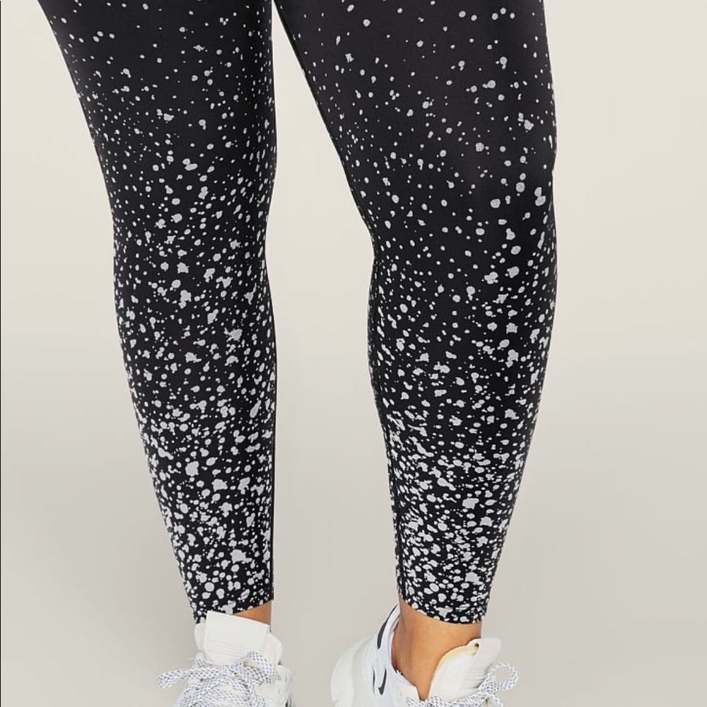 PINK Victoria Secret Dotted Leggings Black